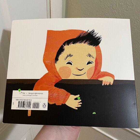 How To Say Hello To A Worm - Paperback Book - MUST BE BUNDLED - Picture 2 of 4